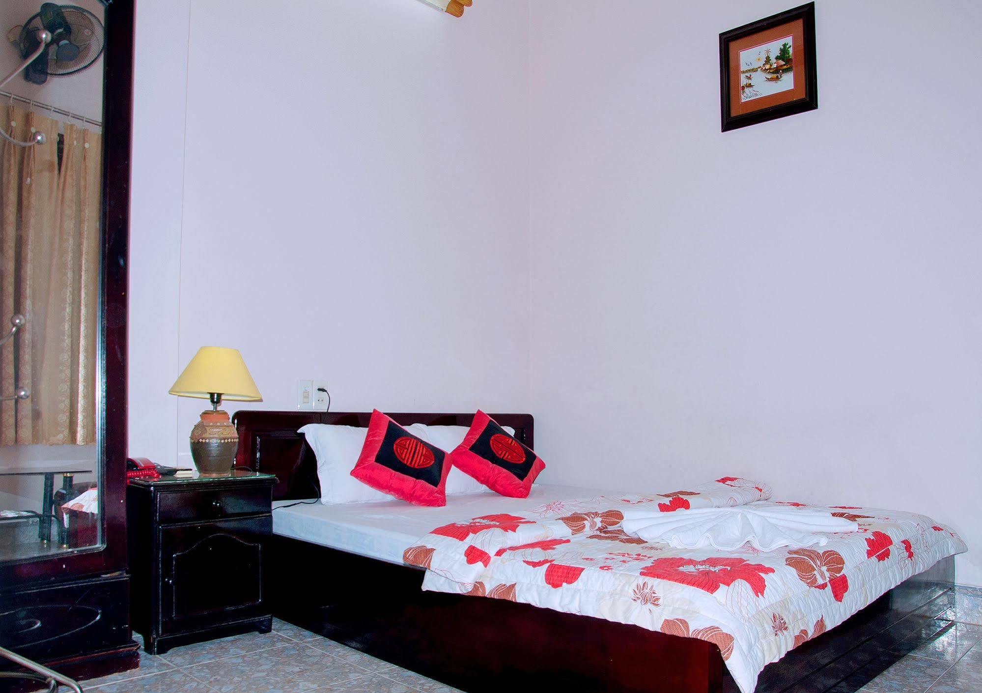 Hoang Ha Hotel Nha Trang Buitenkant foto
